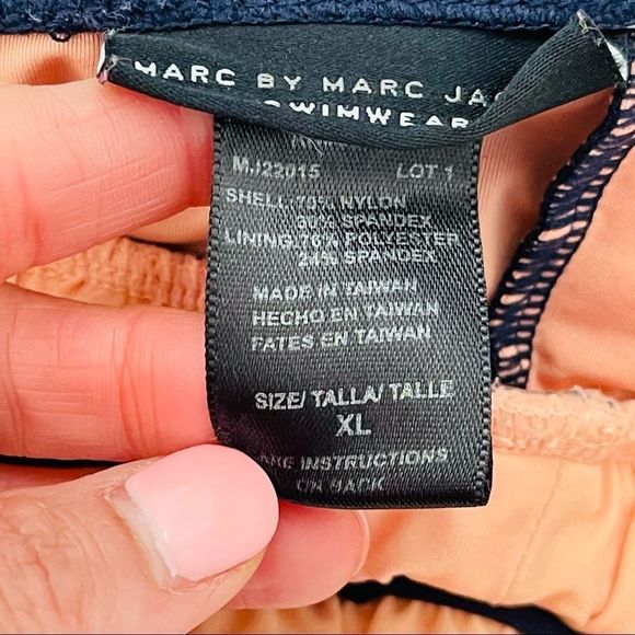 Marc by Marc Jacobs Halter Bikini Top ruffle trim - Picture 11 of 13